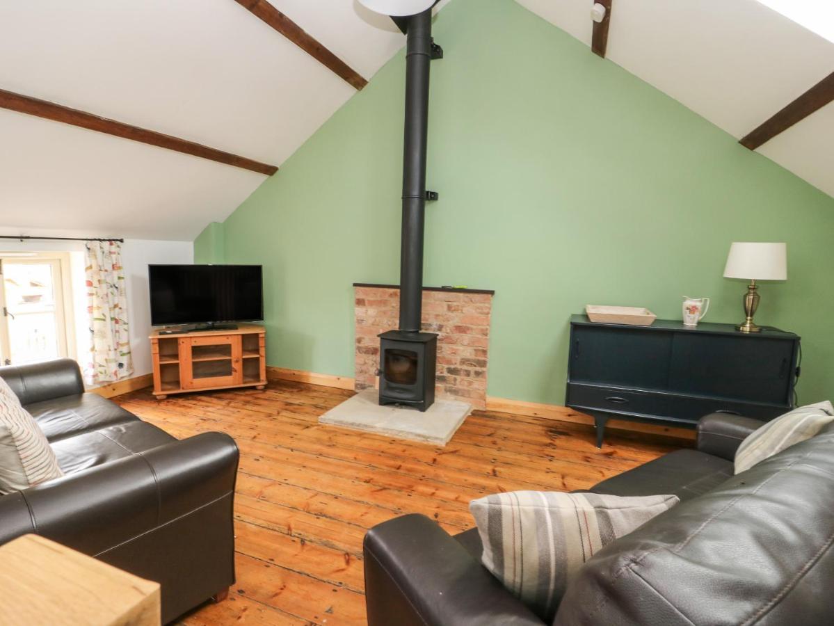 Joiners Cottage - York — Photos 2